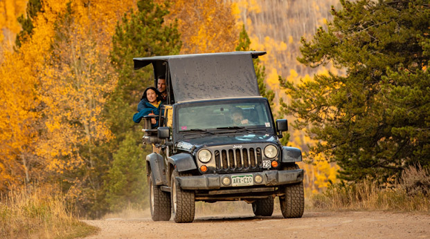 Nova Guides guests on a Jeep Tour in fall